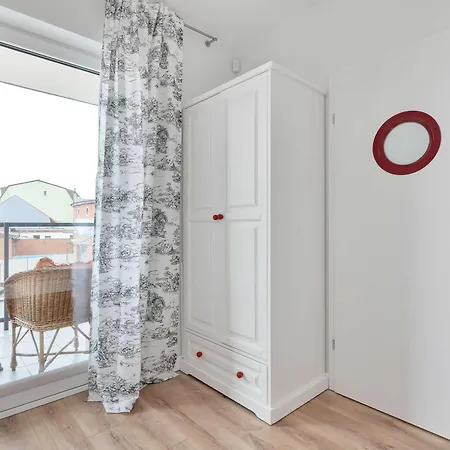 Air-conditioned With Parking & Balcony By Renters Łeba