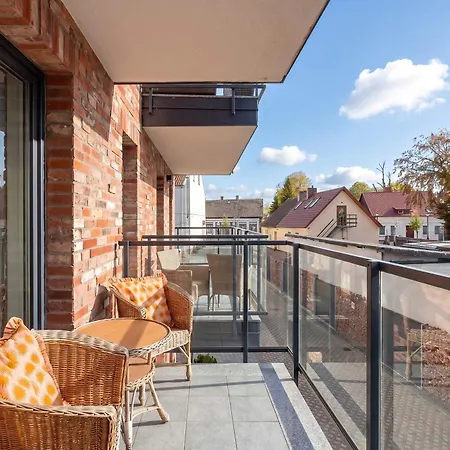 Air-conditioned With Parking & Balcony By Renters Łeba
