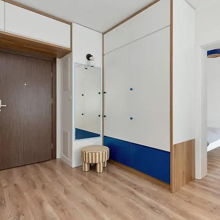 Air-conditioned With Parking & Balcony By Renters * Łeba